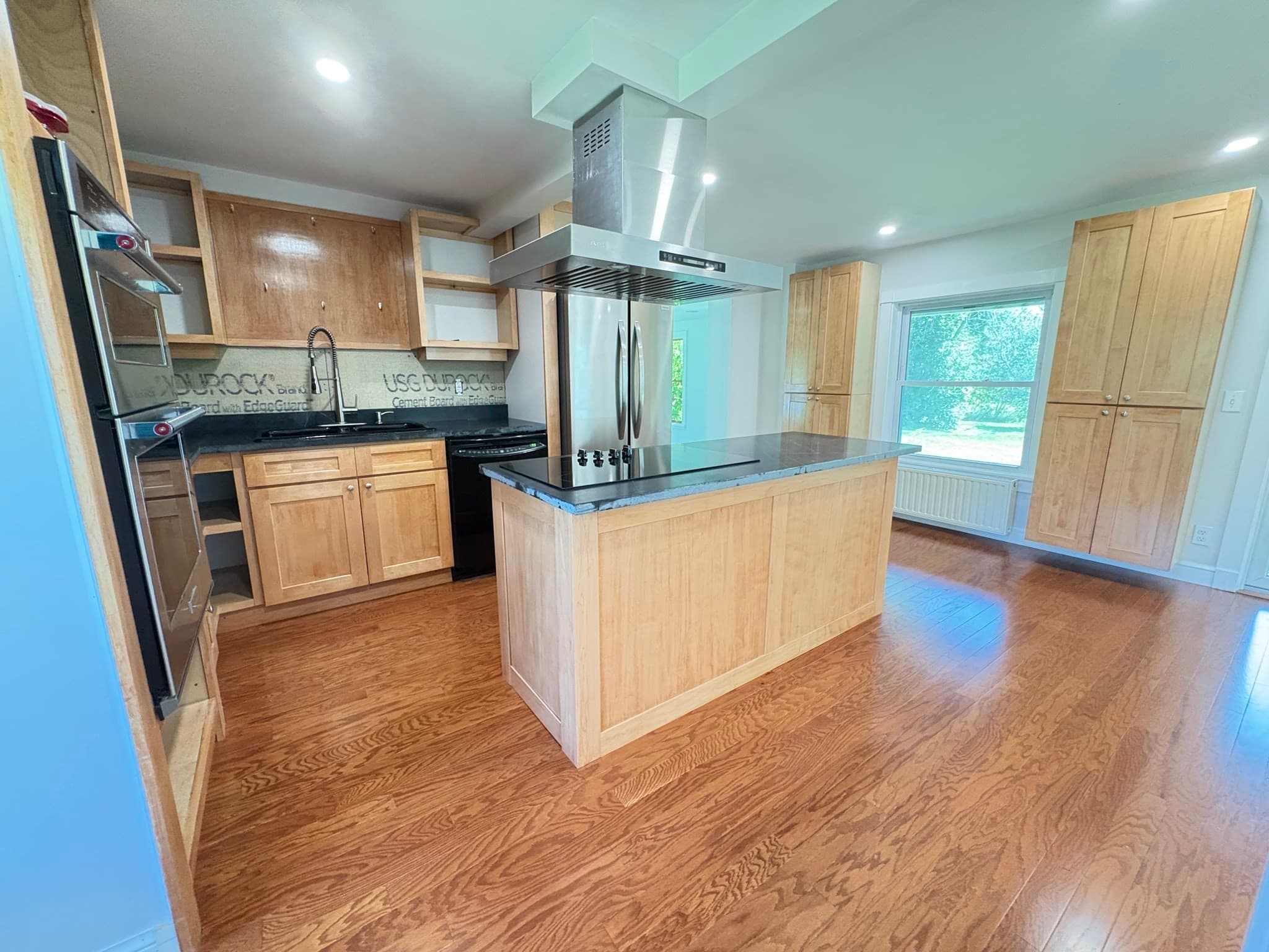 3 Family at 497 Main Street, Hatfield MA 01038, photo 7 of 42