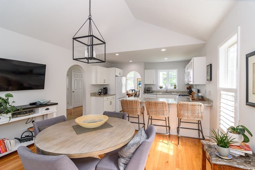 14 Sea Knoll Ct # 14, Bourne MA 02532 photo 5