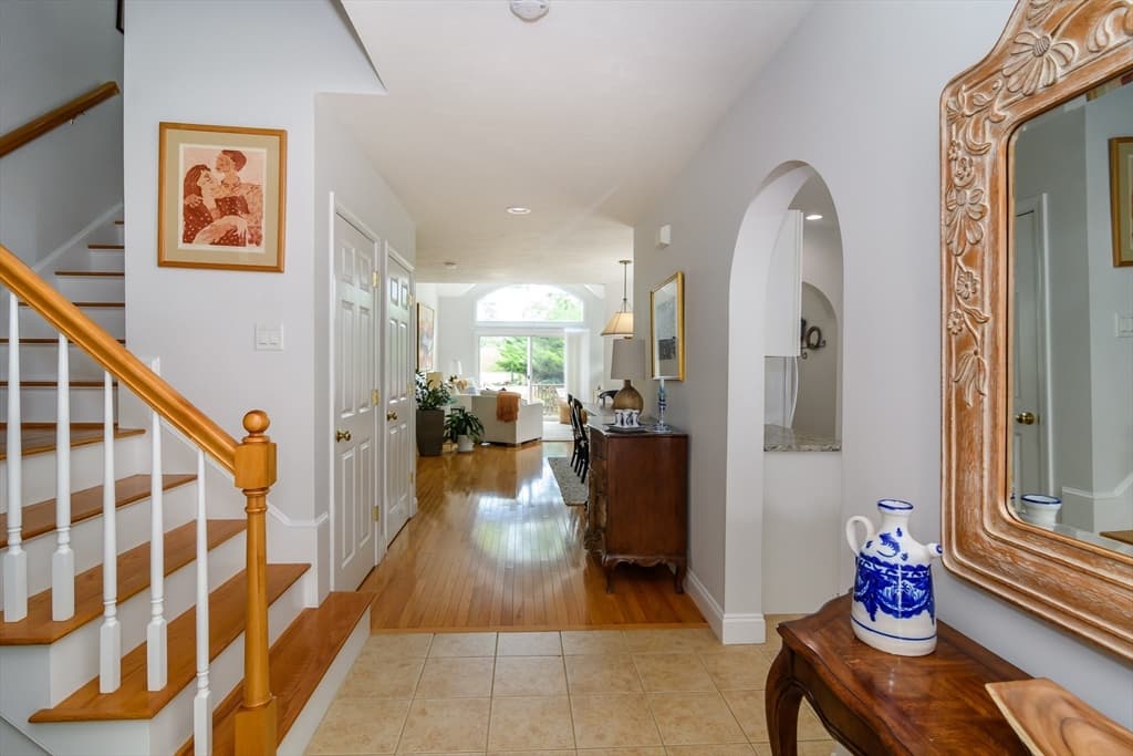 14 Sea Knoll Ct # 14, Bourne MA 02532 photo 4