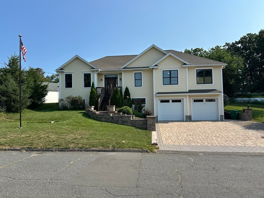 139 Blanchard St, Chicopee MA 01020 photo 2
