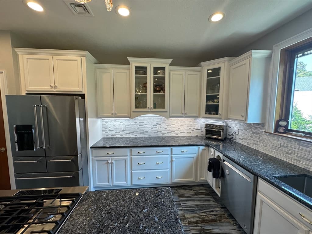 139 Blanchard St, Chicopee MA 01020 photo 10