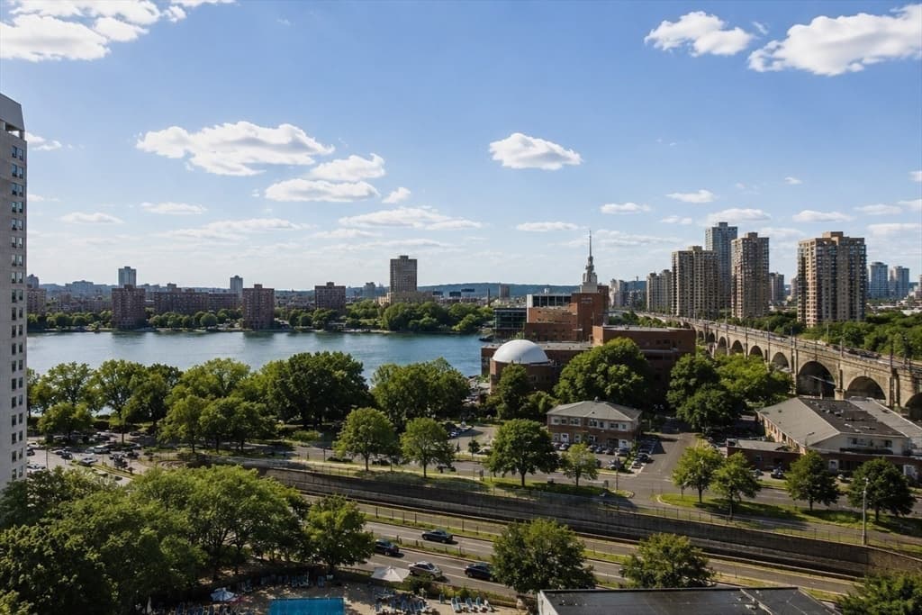 8 Whittier Pl # 7J, Boston MA 02114 photo 7