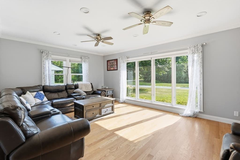 7 Pincushion Rd, Framingham MA 01702 photo 7