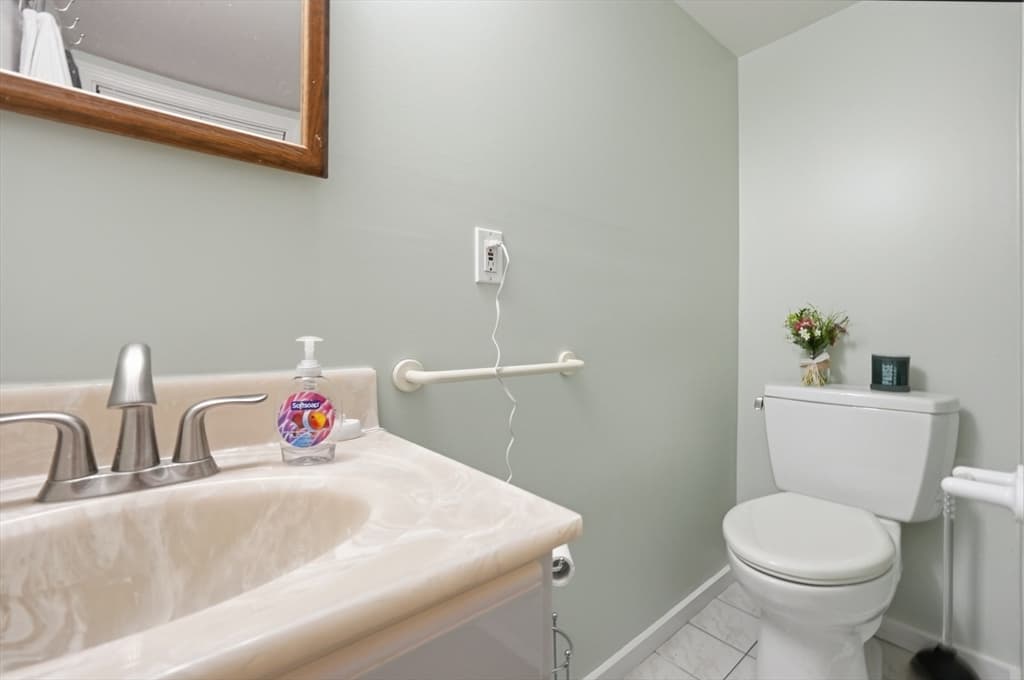 7 Pincushion Rd, Framingham MA 01702 photo 28