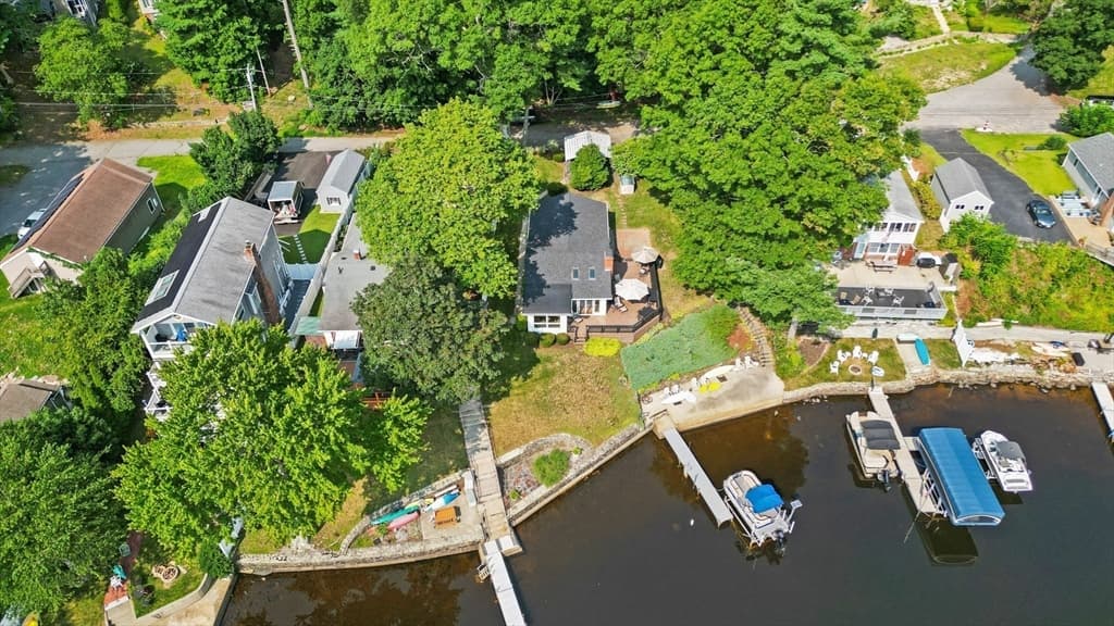 15 Hilltop Acres Drive, Lakeville MA 02347 photo 3
