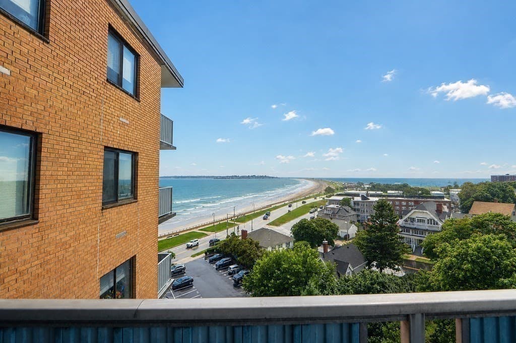300 Lynn Shore Dr # 903, Lynn MA 01902