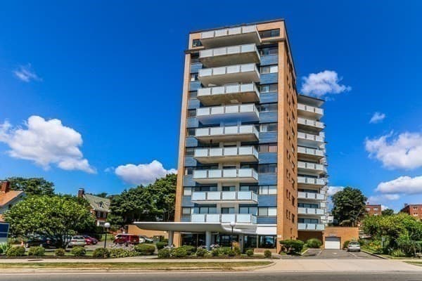 Condominium at 300 Lynn Shore Dr # 903, Lynn MA 01902, Lynn, photo 25 of 26