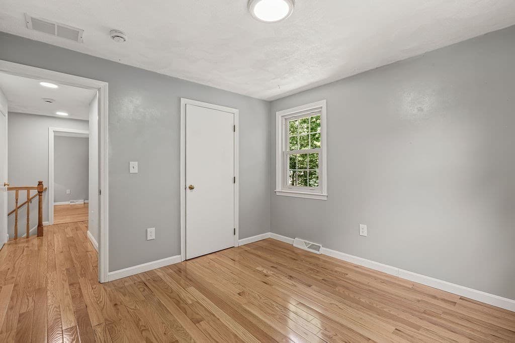 Single Family Residence at 394 Old Farm Rd, Franklin MA 02038, photo 36 of 42
