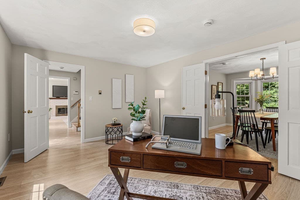 Single Family Residence at 394 Old Farm Rd, Franklin MA 02038, photo 21 of 42