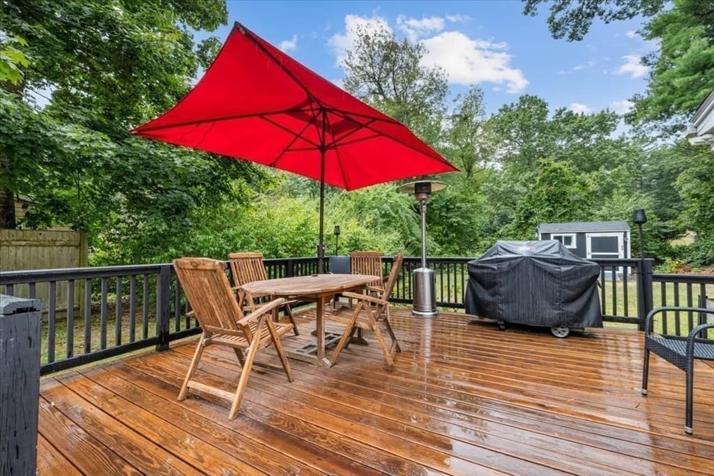 18 Carol Ave, Pembroke MA 02359 photo 19