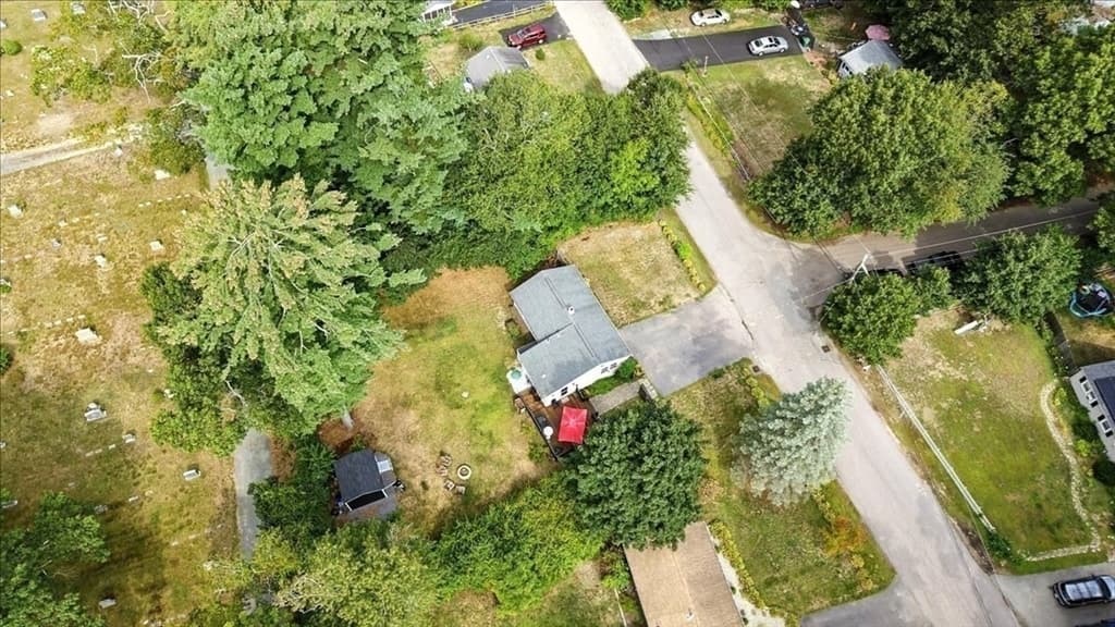 18 Carol Ave, Pembroke MA 02359 photo 25