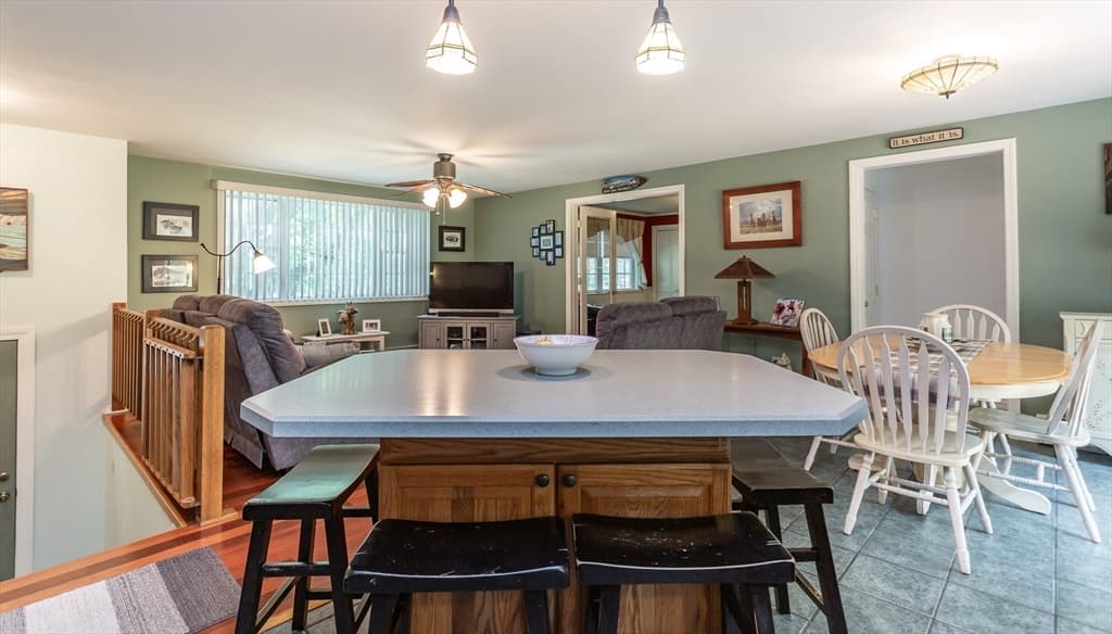 3235 Sharps Lot Rd, Dighton MA 02715 photo 9