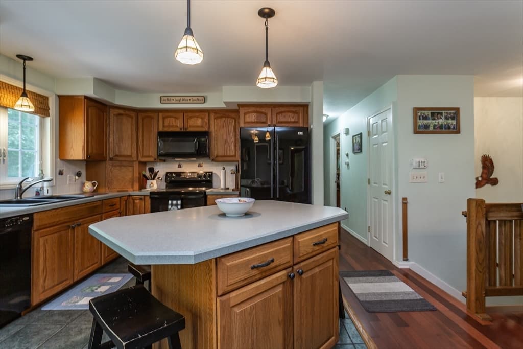 3235 Sharps Lot Rd, Dighton MA 02715 photo 8