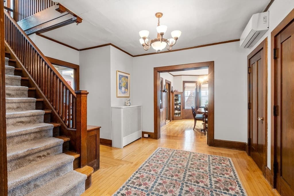 28 Maplewood Rd, Worcester MA 01602 photo 4