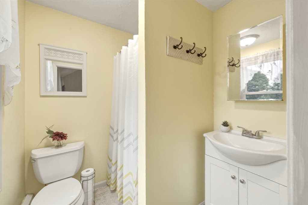 6 Rogers Ave, Marlborough MA 01752 photo 19
