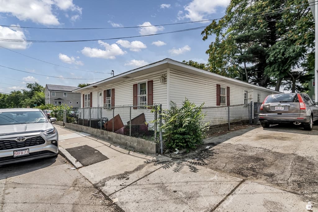 28 Exchange St, Lawrence MA 01841 photo 42