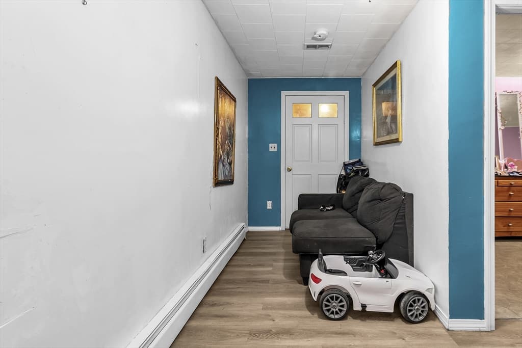 28 Exchange St, Lawrence MA 01841 photo 3