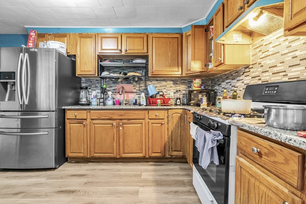 28 Exchange St, Lawrence MA 01841 photo 9