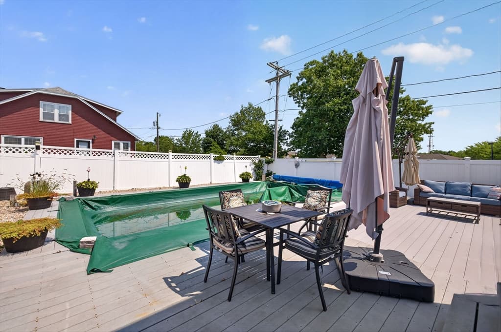 208 Hudson St, Fall River MA 02720 photo 6