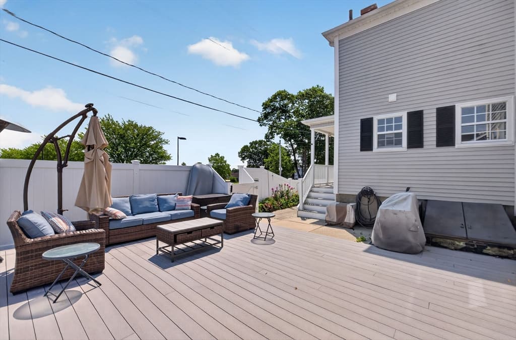 208 Hudson St, Fall River MA 02720 photo 3