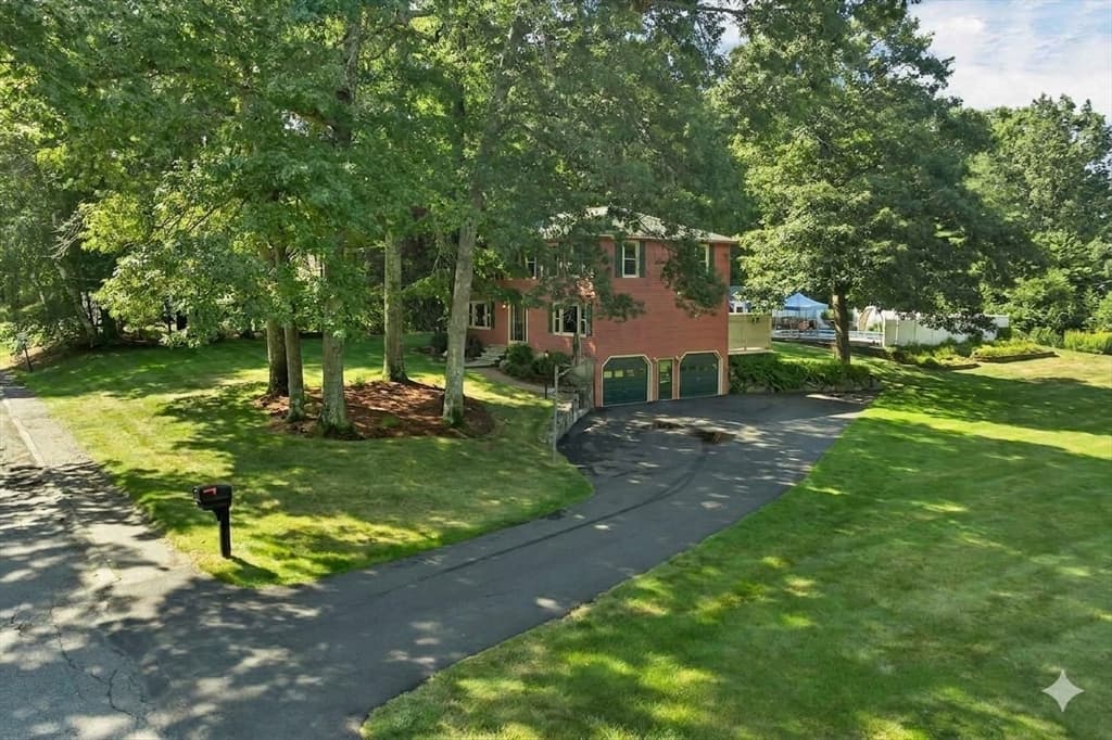 160 Pelczar Rd, Dracut MA 01826 photo 3
