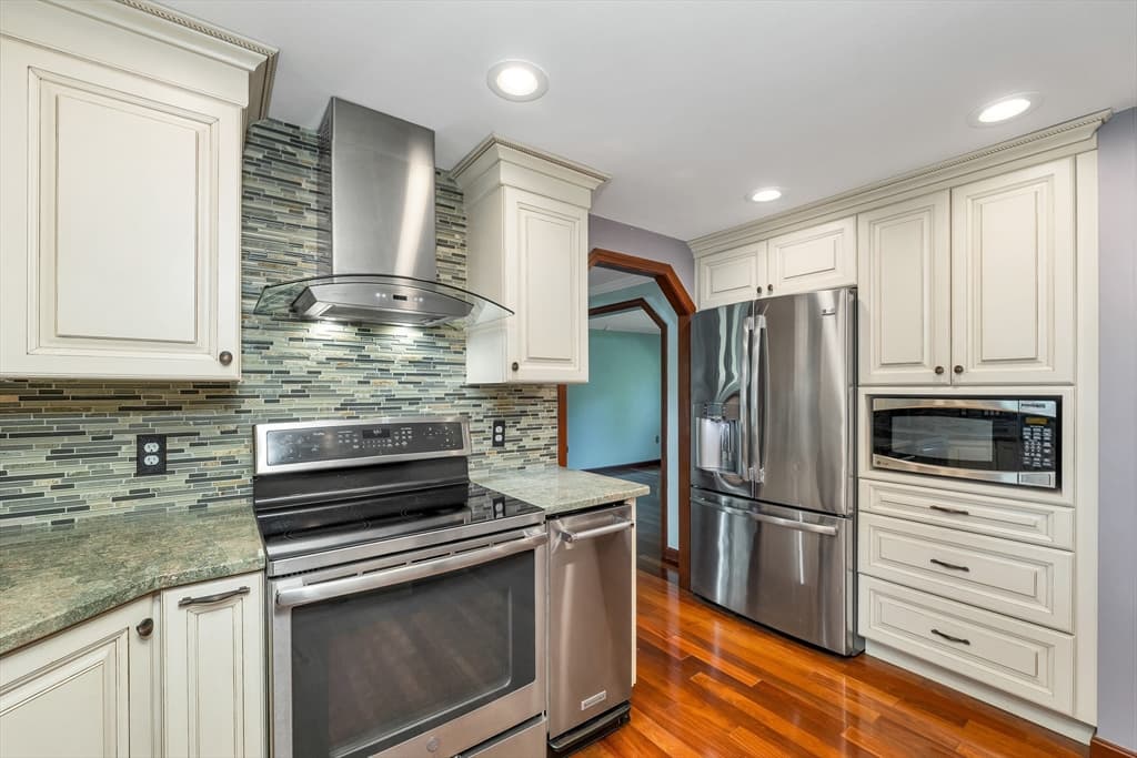 160 Pelczar Rd, Dracut MA 01826 photo 8