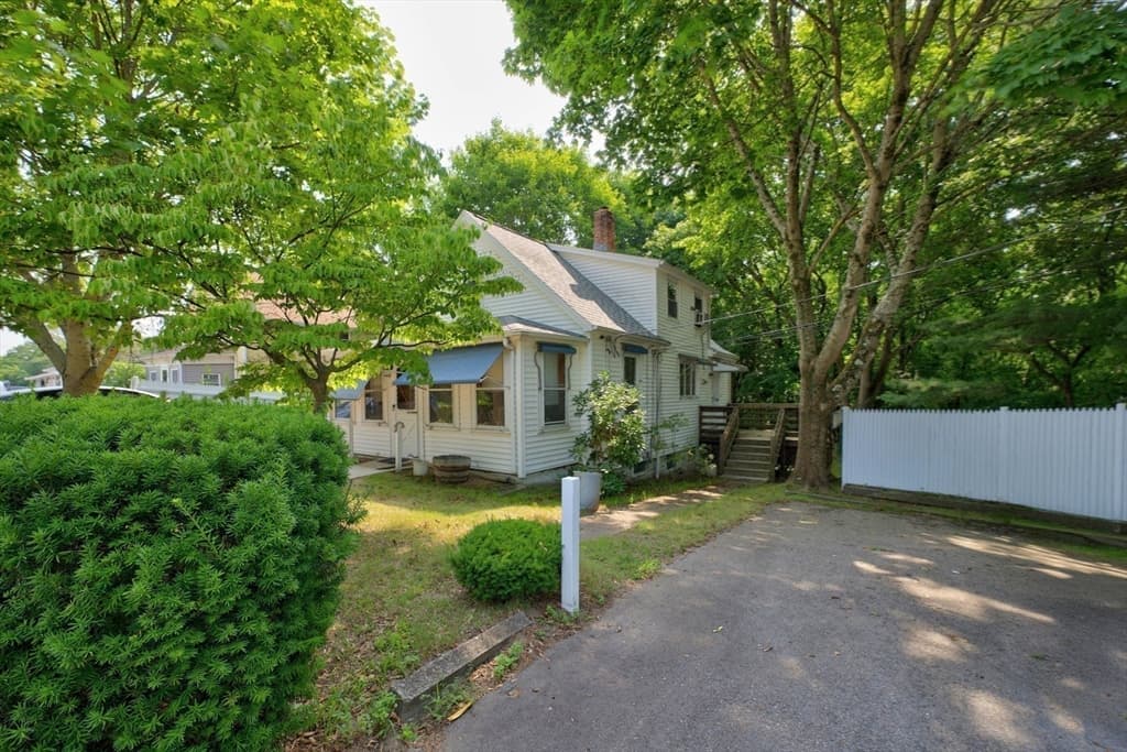 3 Lawton Street, Taunton MA 02780 photo 6