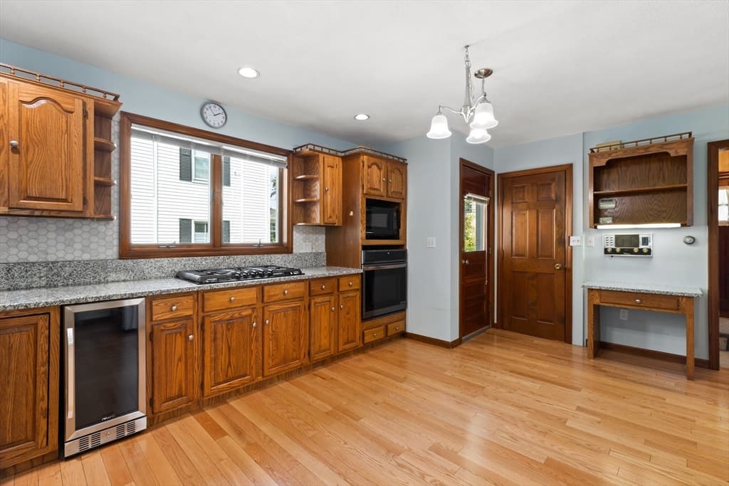 63 Oakdale Ave, Dedham MA 02026 photo 7