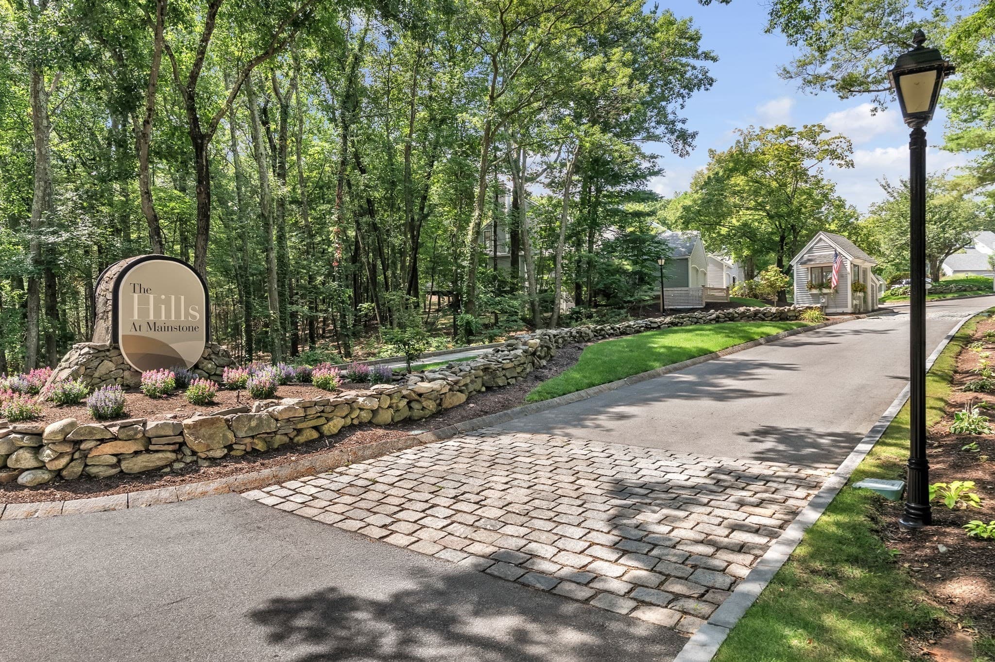 91 Hillside Dr # 91, Wayland MA 01778