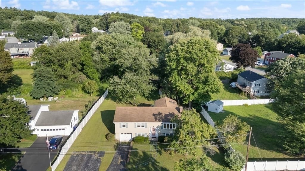 15 Blue Jay Avenue, Dracut MA 01826 photo 8