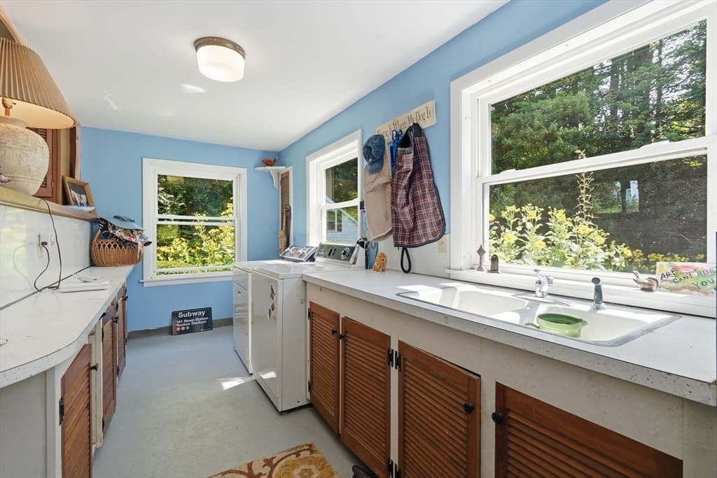 3057 Palmer St, Palmer MA 01069 photo 24