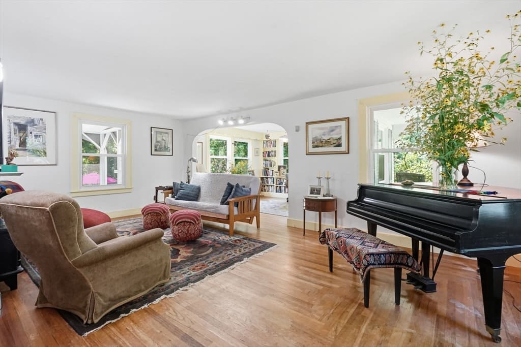 3057 Palmer St, Palmer MA 01069 photo 18