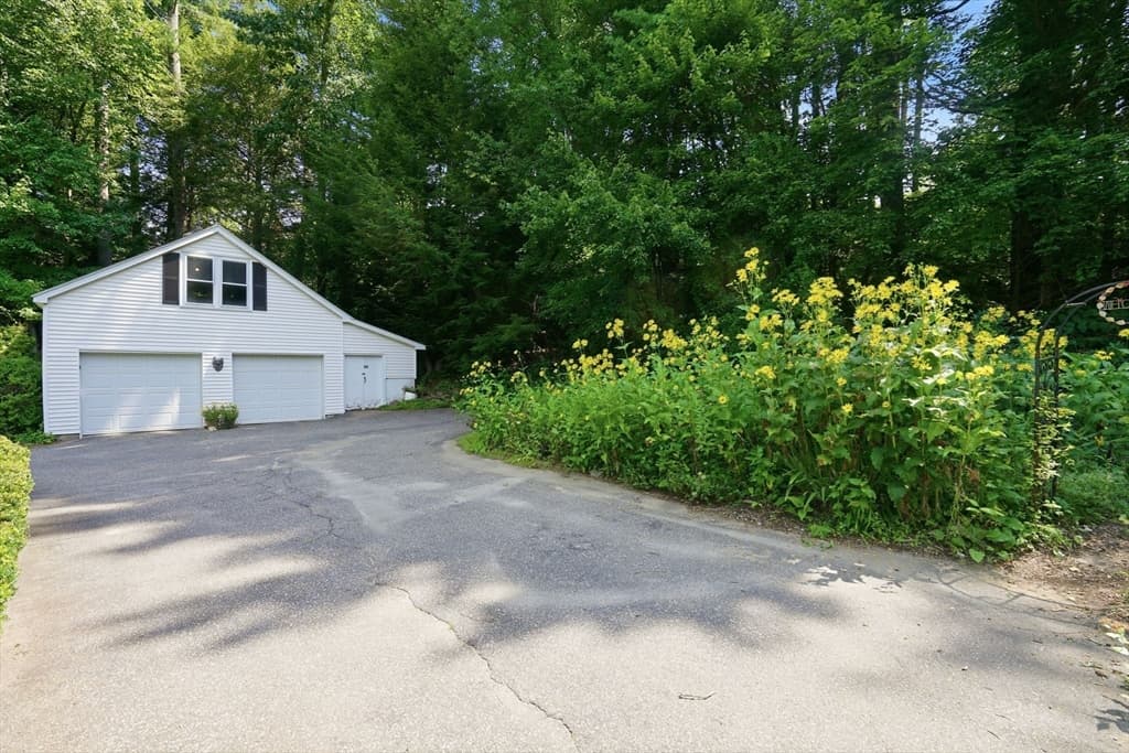 3057 Palmer St, Palmer MA 01069 photo 39