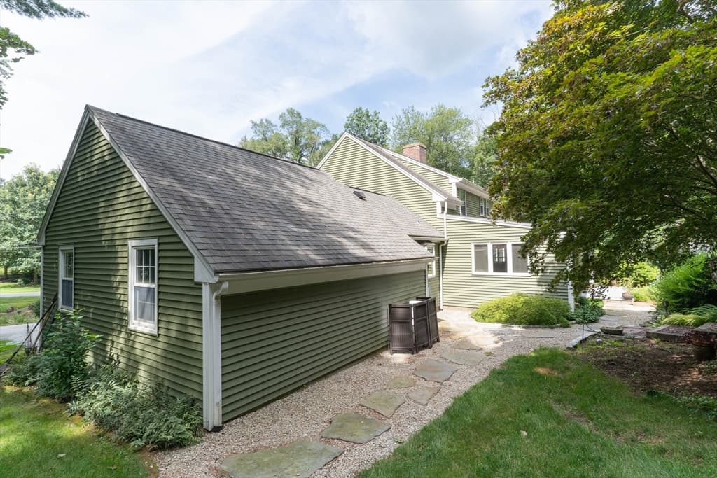 Single Family Residence at 32 Mcgregory Rd, Sturbridge MA 01566, Sturbridge, photo 42 of 42