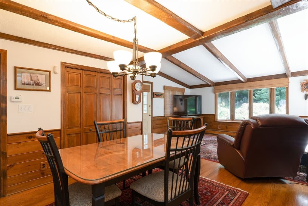 Single Family Residence at 32 Mcgregory Rd, Sturbridge MA 01566, Sturbridge, photo 12 of 42