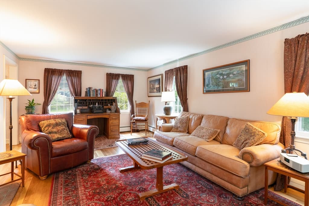 Single Family Residence at 32 Mcgregory Rd, Sturbridge MA 01566, Sturbridge, photo 20 of 42