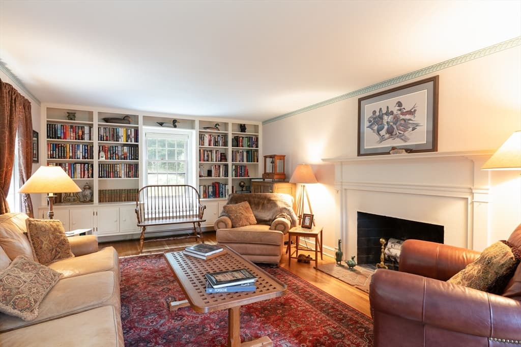 Single Family Residence at 32 Mcgregory Rd, Sturbridge MA 01566, Sturbridge, photo 19 of 42