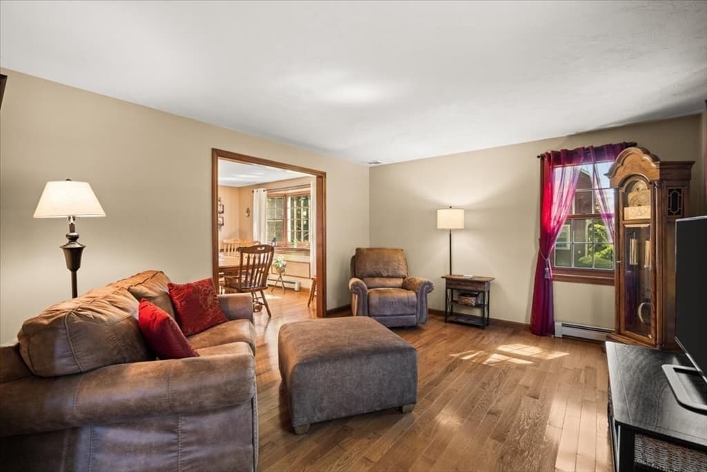 461 Hodges St, Taunton MA 02780 photo 11