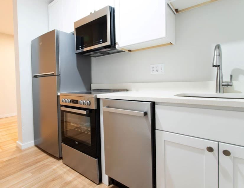 18 Fitzhenry Square, Revere MA 02151 photo 11