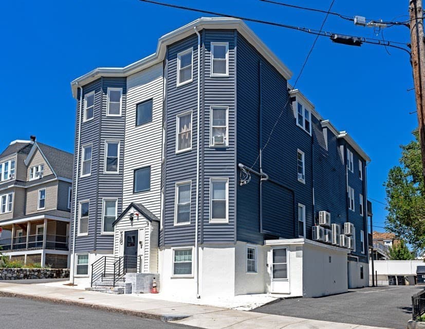 18 Fitzhenry Square, Revere MA 02151 photo 8