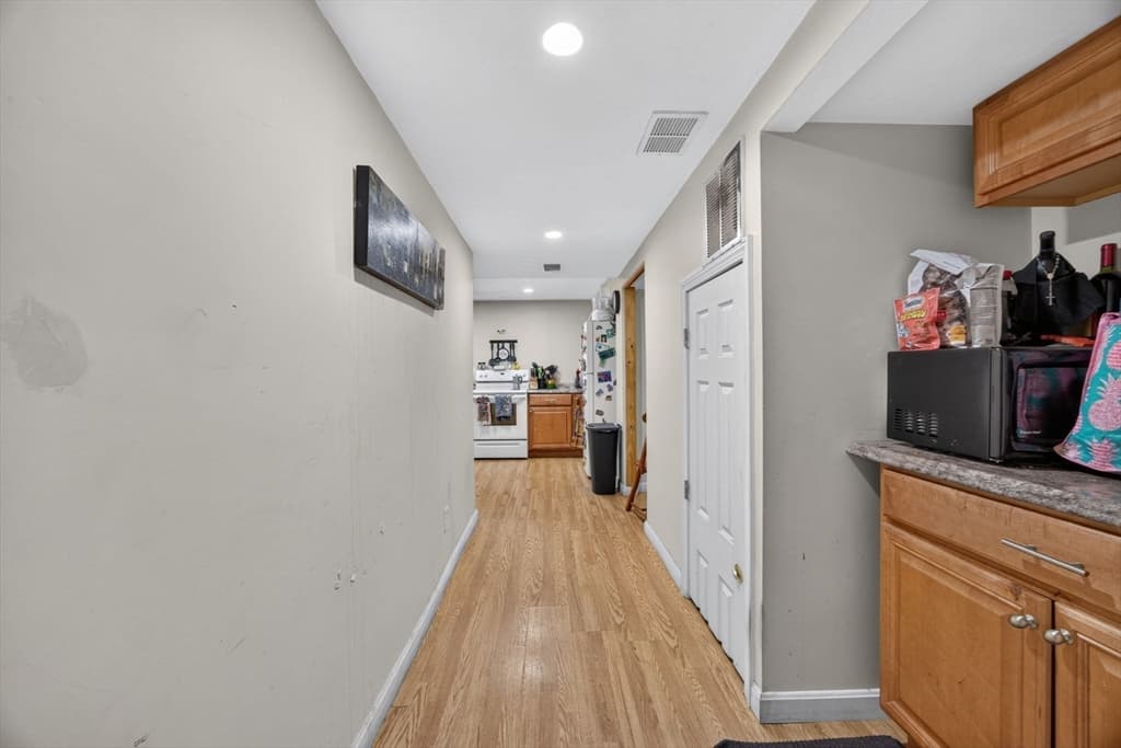 39 Mountain Ave, Saugus MA 01906 photo 22