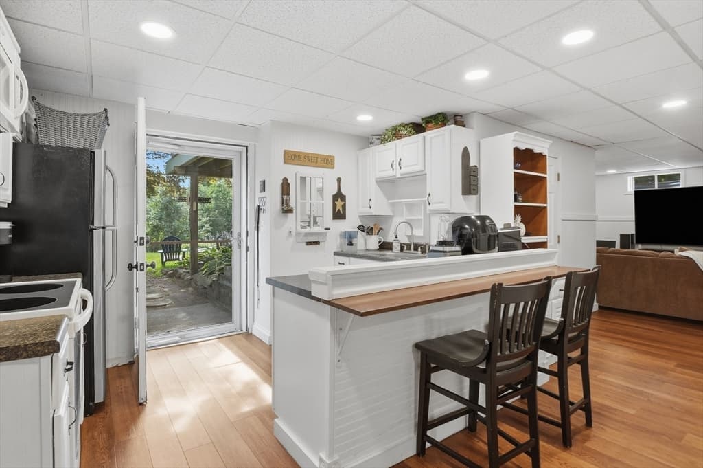 251 Mendon Street, Blackstone MA 01504 photo 23