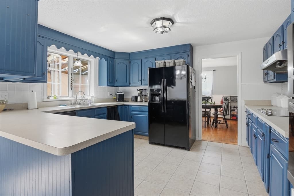 251 Mendon Street, Blackstone MA 01504 photo 10