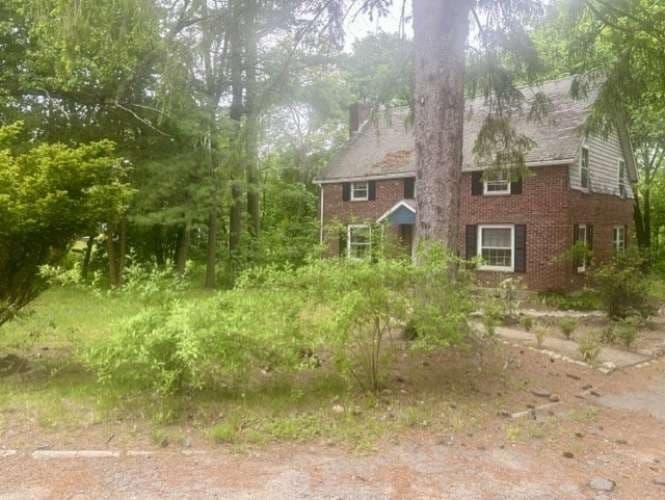 76 Summer Ave, Reading MA 01867 photo 4