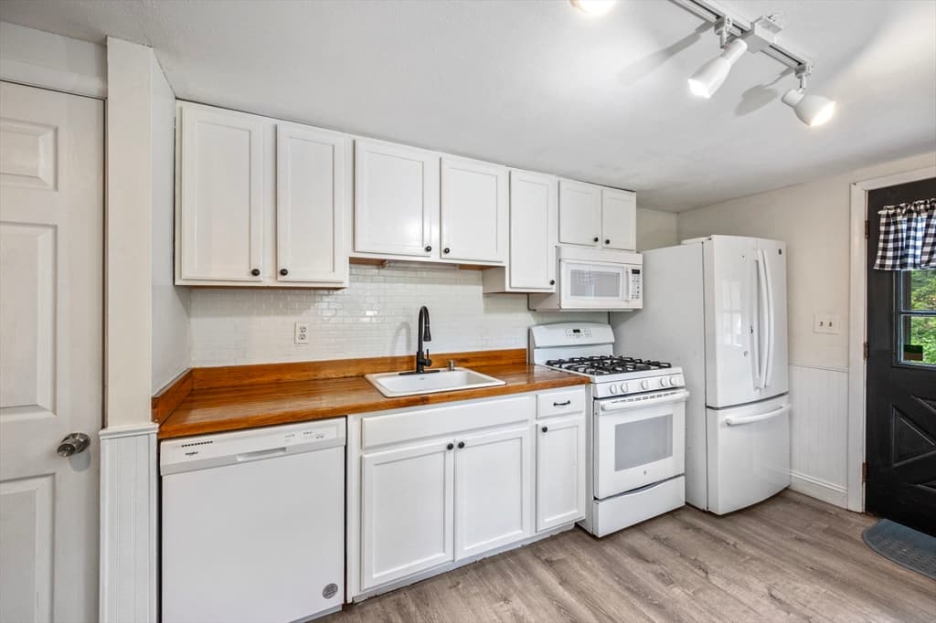 42 Haskell Rd, Plymouth MA 02360 photo 6