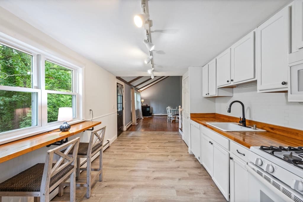 42 Haskell Rd, Plymouth MA 02360 photo 5