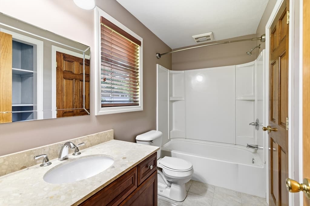 35 Dandy Rd, Brockton MA 02302 photo 18