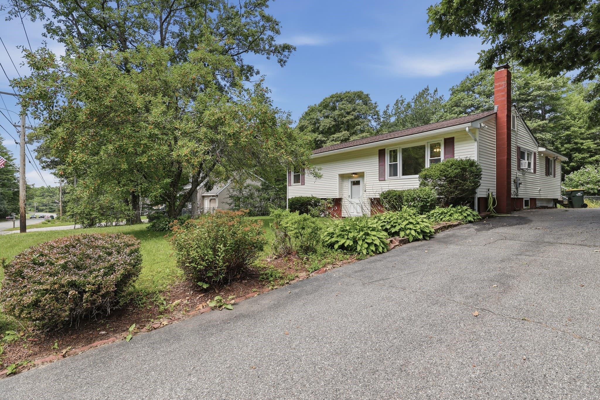 Single Family Residence at 114 Glenallen Street, Winchendon MA 01475, Winchendon, photo 3 of 31