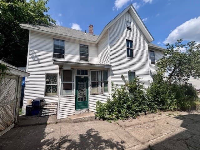 41 Mount Vernon St, Lowell MA 01854 photo 2