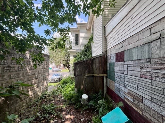 41 Mount Vernon St, Lowell MA 01854 photo 5